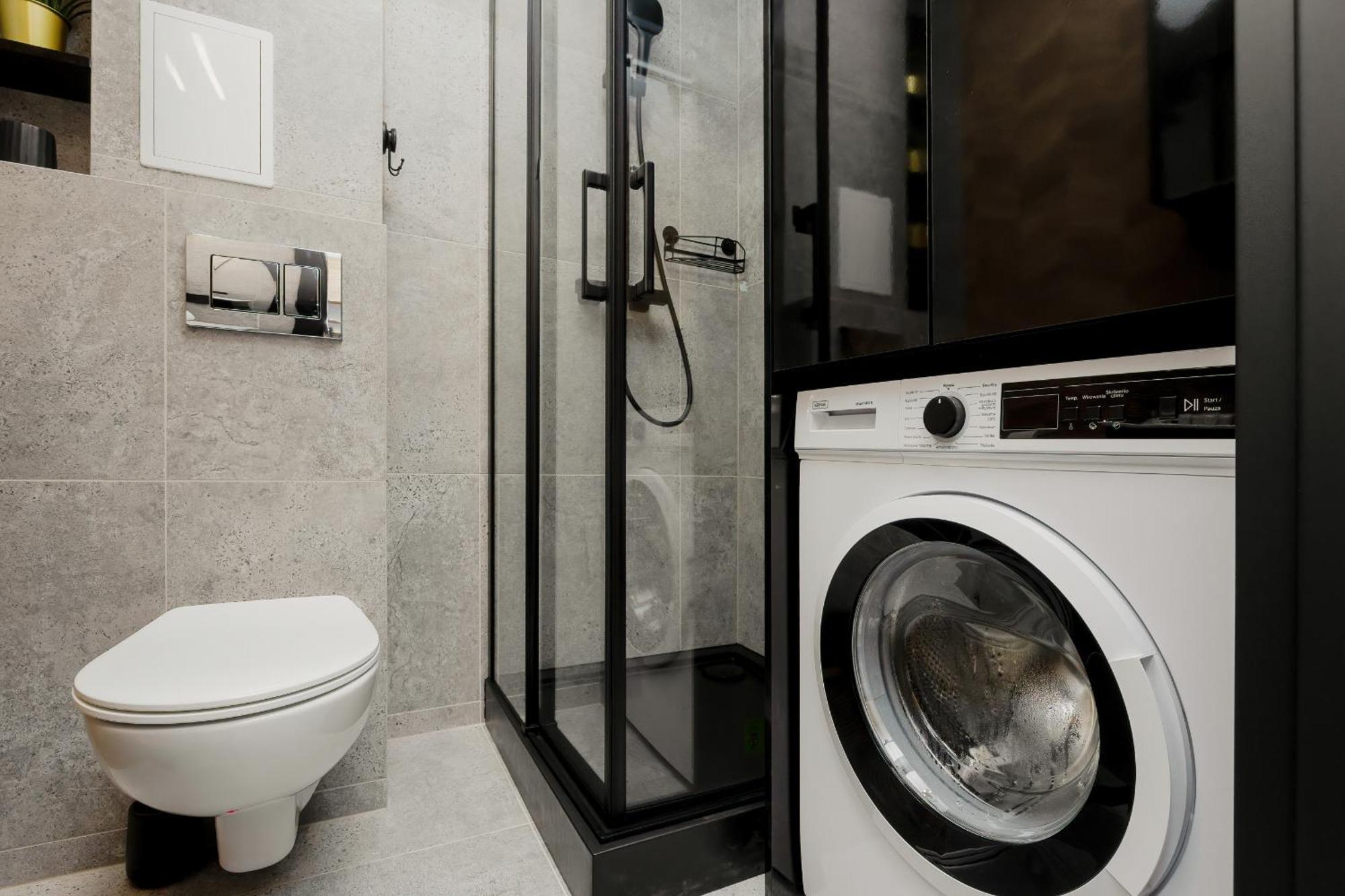 Modern Black & Wooden Apartment Warsaw Near The Airport By Noclegi Renters エクステリア 写真
